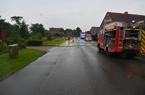 Polizeiinspektion Stade: POL-STD: Brände und Blitzeinschlag am Wochenende