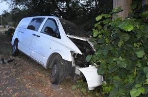 Polizeiinspektion Schwerin: POL-SN: Autofahrer nach zwei Unfällen verletzt und PKW nicht fahrbereit