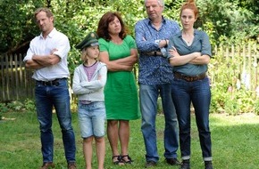 ZDF: "Schwarzach 23": ZDF dreht neuen Samstagskrimi mit Maximilian Brückner, Friedrich von Thun, Marlene Morreis und Gundi Ellert (FOTO)