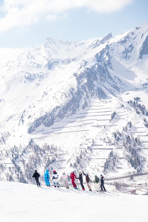#SHESKIS für Pink Ribbon: Gemeinsam gegen den Krebs auf den Pisten Obertauerns