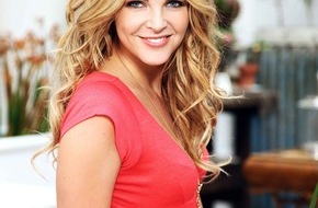 SAT.1: Endlich Feierabend! "push - das SAT.1 Magazin" mit Annika Kipp startet ab 29. Mai immer werktags um 19.30 Uhr (BILD)
