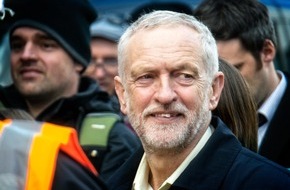 DiEM25: DiEM25 launches campaign to prevent Jeremy Corbyn’s strategic bankruptcy