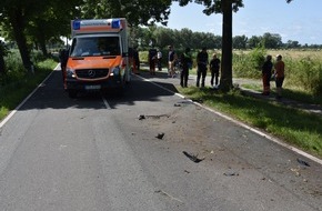 Polizeiinspektion Stade: POL-STD: 27-jähriger Motorradfahrer bei Unfall in Drochtersen tödlich verletzt