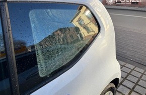 Polizeipräsidium Westpfalz: POL-PPWP: Unbekannte beschädigen Auto
