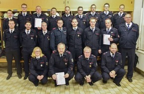 Feuerwehr Lennestadt: FW-OE: Leistungsnachweis der Feuerwehren - Pokal geht nach Oberelspe