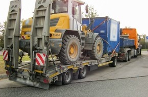 Polizeipräsidium Mittelhessen - Pressestelle Wetterau: POL-WE: Laster stellt Sicherheitsrisiko dar - Kontrolle auf der A5 beendet die Fahrt