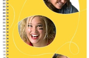 CEWE Stiftung & Co. KGaA: Tolle Schulartikel mit eigenen Fotos / CeWe Color bietet jetzt zum Schulstart attraktive, hochwertige Fotoprodukte, die Spaß und Nutzen in idealer Weise kombinieren