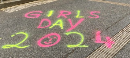 POL-BO: Girls&#039; Day 2024: Rund 125 Mädchen schnuppern Polizeiluft in Bochum, Herne und Witten