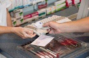 ABDA Bundesvgg. Dt. Apothekerverbände: Ausgaben für Arzneimittel in Steuererklärung geltend machen (FOTO)