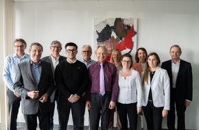 neo Kanzlei: Monachia Treuhand Aktivit&auml;ten werden Teil der neo Kanzlei