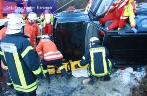 Polizeiinspektion Northeim: POL-NOM: Schwerer Verkehrsunfall infolge Eisglätte