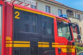 Feuerwehr Dresden: FW Dresden: Brand in einer Küche