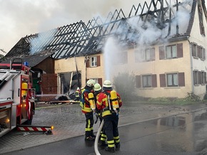 KFV Bodenseekreis: Feuerwehr löscht Großbrand