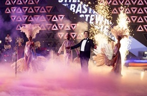 ProSieben: Show stehlen, aber mit Stil: Bastian Pastewka moderiert am Dienstag "Wer stiehlt Bastian Pastewka die Show?" auf ProSieben