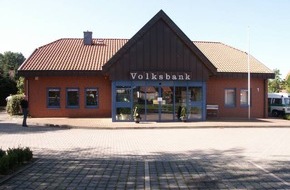 Polizeiinspektion Nienburg / Schaumburg: POL-NI: Lichtbilder zur PM "Ueberfall auf Volksbankfiliale" v. 11.09.06
