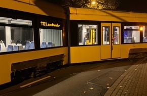 Feuerwehr Mülheim an der Ruhr: FW-MH: Straßenbahn 112 entgleist - keine Verletzten