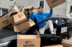 Smilodox GmbH & Co.KG: Smilodox optimiert Lagerlogistik: Modelabel von YouTube-Star "Flying Uwe" bietet 40-60 % Rabatt auf aktuelle Kollektionen