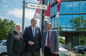 Swiss Life Deutschland: Einweihung des Swiss-Life-Platzes in Hannover (BILD)