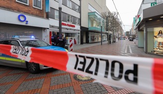 Polizei Gelsenkirchen: POL-GE: Spürhunde durchsuchen Geschäftshaus auf der Bahnhofstraße
