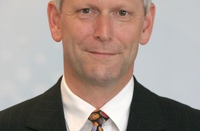 RheinEnergie AG: Dr. Rolf Martin Schmitz vom Aufsichtsrat zum Vorstandsvorsitzenden ab 1. Januar 2006 bestellt