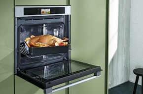Panasonic Deutschland: Panasonic setzt die Küche unter Dampf / 3-in-1 Kompaktbackofen - ein Alleskönner