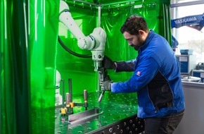 YASKAWA Europe GmbH: Automatisieren wie die Großen / Auch kleine Betriebe setzen zunehmend auf Roboter. Kompakte, intelligente Neuentwicklungen machen es möglich
