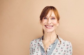 Wort & Bild Verlagsgruppe - Gesundheitsmeldungen: Andrea Sawatzki: "Viele Menschen fallen durchs Raster" / Die Schauspielerin und Moderatorin des Podcasts "Siege der Medizin" wünscht sich mehr Medikamente gegen seltene Erbkrankheiten