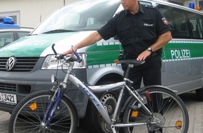 Polizeiinspektion Hameln-Pyrmont/Holzminden: POL-HM: Polizei sucht Fahrradeigentümer