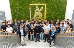 Koehler Group: 2025 Training Year Kicks Off at the Koehler Group as 41 Young Individuals Start their Professional Journeys