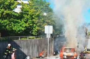 Feuerwehr München: FW-M: Rauchsäulen über der Stadt (Milbertshofen/Obersendling)