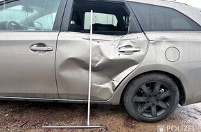 Polizeipräsidium Westpfalz: POL-PPWP: Lkw rangiert - Pkw gerammt