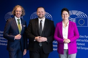 FREIE WÄHLER Bundesvereinigung: FREIE WÄHLER stimmen für Europa und den Misstrauensantrag gegen von der Leyen – bringen Carsten Linnemann als Kommissionspräsidenten ins Spiel