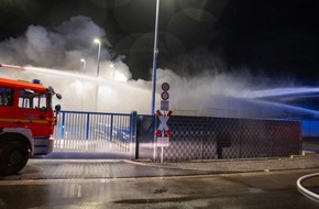 Kreisfeuerwehrverband Rendsburg-Eckernf&ouml;rde: FW-RD: Ruhiger Jahreswechsel f&uuml;r die Feuerwehren im Kreis Rendsburg-Eckernf&ouml;rde - Zwei Gro&szlig;br&auml;nde in der Silvesternacht