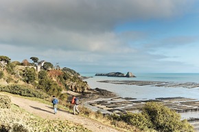 Naturschauspiel Springtiden hautnah: Winterurlaub in der Bretagne