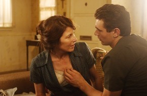 TELE 5: Catherine Keener im TELE 5-Interview: "Manchmal geht es mir einfach nur darum, Geld zu verdienen" / Deutsche Erstausstrahlung 'An American Crime' am 13. Juli, 22.05 Uhr auf TELE 5 (mit Bild)