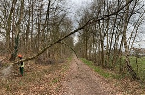 Feuerwehr Schermbeck: FW-Schermbeck: Sturmeinsatz für den Löschzug Schermbeck