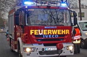 Polizei Mettmann: POL-ME: Sperrmüll in Brand gesetzt - die Polizei ermittelt - Ratingen - 2412056