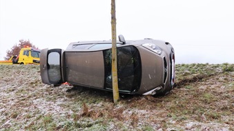 Kreispolizeibehörde Höxter: POL-HX: Unfall auf Ostwestfalenstraße bei Brakel