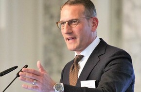 SUISSEDIGITAL: Suissedigital-Day avec le Conseiller fédéral Albert Rösti et le journaliste Ludwig Hasler
