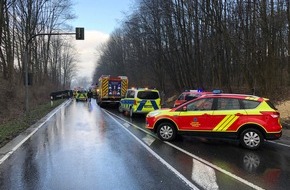 Feuerwehr Mettmann: FW Mettmann: Verkehrsunfall auf der Meiersberger Str.