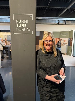 Pressemitteilung: FURNITURE TALK über KI, Material und Emotion