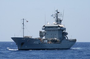 Presse- und Informationszentrum Marine: Tender "Mosel" läuft zum EU-Einsatz aus