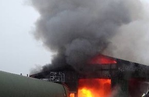 Polizeiinspektion Rotenburg: POL-ROW: Lagerhalle in Flammen