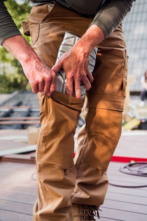 Arbeiten auf den Knien: Wie moderne Workwear die Belastung reduzieren kann
