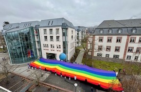 RHÖN-KLINIKUM AG: UKGM macht sich für Respekt, Vielfalt und Offenheit stark