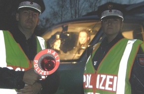 Polizeiinspektion Cuxhaven: POL-CUX: Polizei stoppt Raser - Junger Fahrer mit 145 km/h auf Landesstraße unterwegs (Bildanlage, Archivfoto der Polizei)