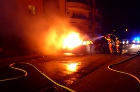 Feuerwehr Heiligenhaus: FW-Heiligenhaus: Auto im Nonnenbruch ausgebrannt (Meldung 32/2016)