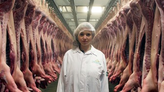 ZDFinfo: "Die Schnitzel-Industrie": ZDFinfo-Doku über das Geschäft mit Schweinen