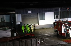 Feuerwehr Lennestadt: FW-OE: Gefahrguteinsatz fordert die Feuerwehr Lennestadt