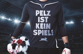 PETA Deutschland e.V.: Timo Hildebrand für PETA: "Pelz ist kein Spiel!" / Torwart kämpft gegen Pelzproduktion und appelliert an Verantwortung der Verbraucher (FOTO)
